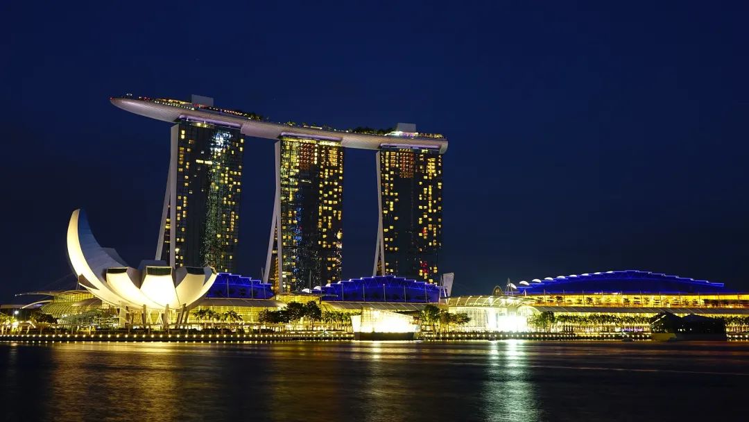 新加坡不缺钱，但想拿到钱并不容易插图